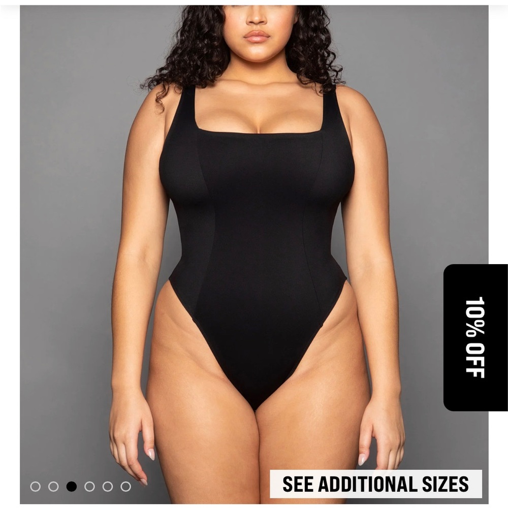 TA3 hi cut squarey corset back shaping suit